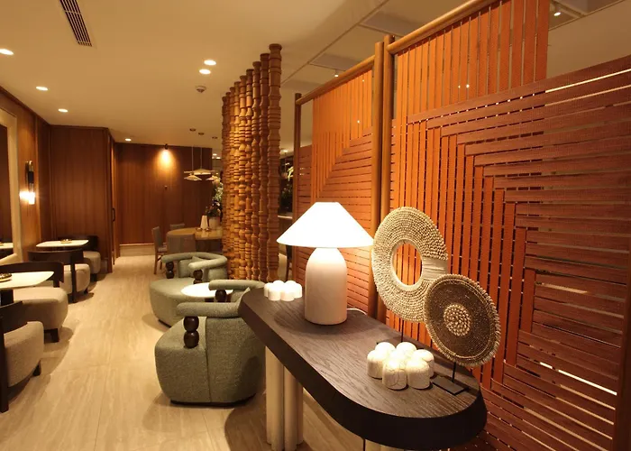 Housez Suites & Apartments Special Class